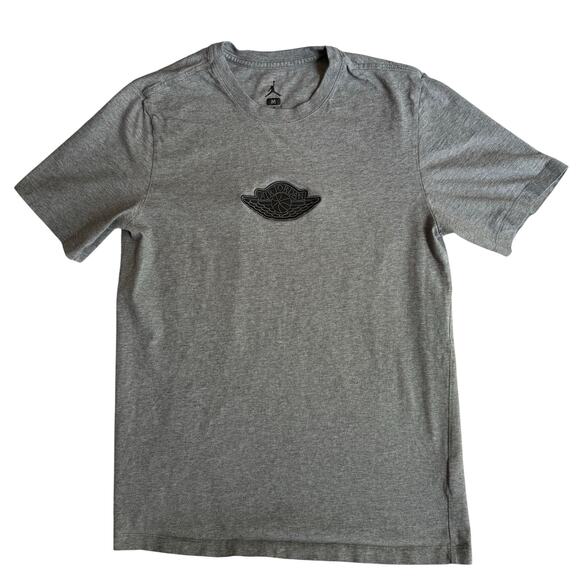 Air Jordan T-Shirt Men’s Medium Gray Embroidered - Picture 1 of 8